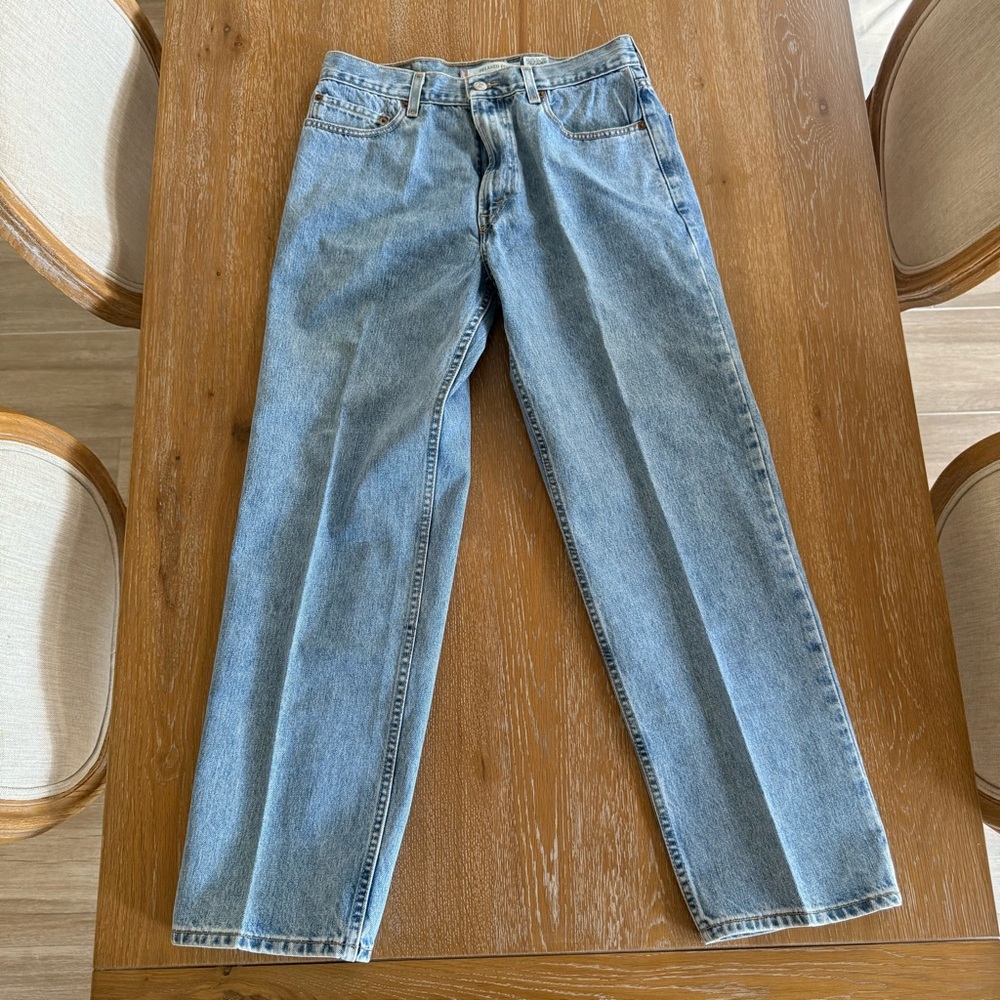 Levi's Men’s 550 Relaxed Fit Light Blue Jeans W34